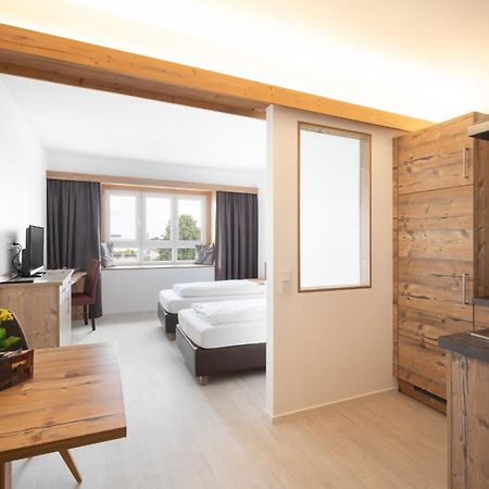Snooze Apartments Holzkirchen  Esterno foto