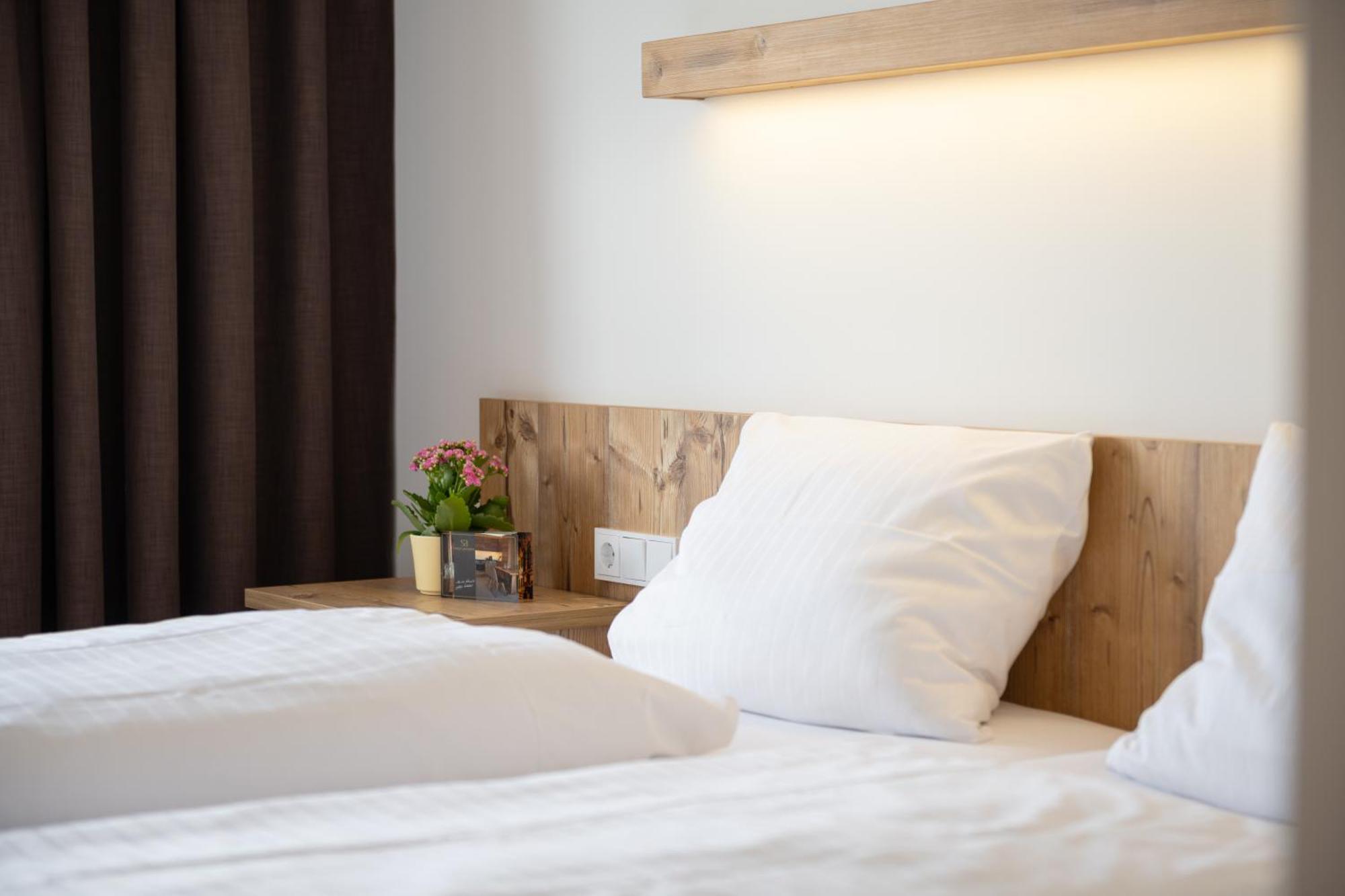 Snooze Apartments Holzkirchen  Esterno foto