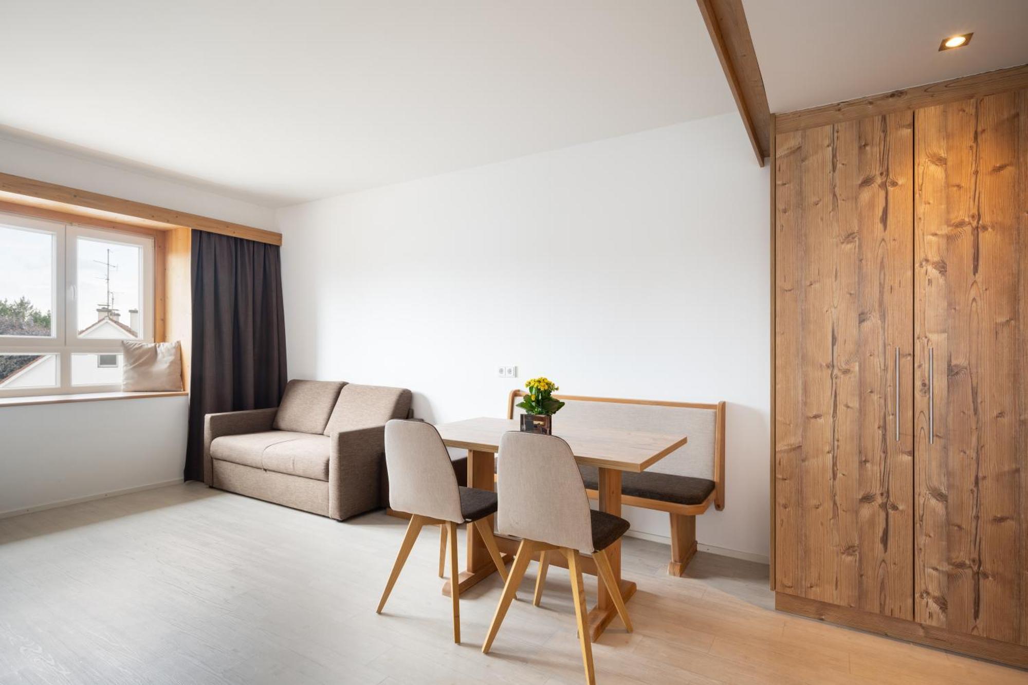 Snooze Apartments Holzkirchen  Esterno foto